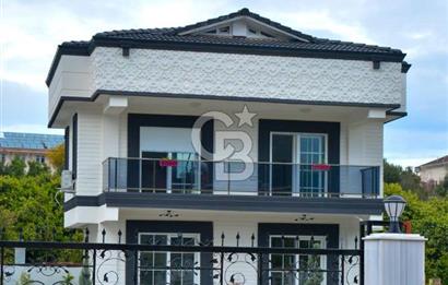 KEMER GÖYNÜK DOĞAYLA İÇİÇE ÖZEL HAVUZLU 4+1 VİLLA