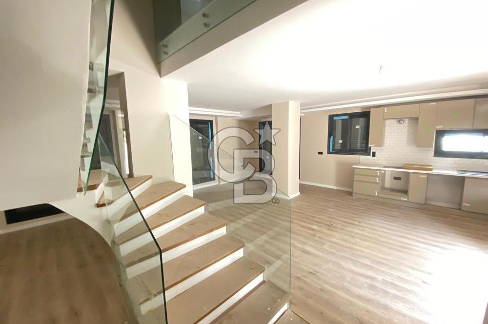 GÜZELBAHÇE MALTEPE DE SATILIK 3+1 VİLLA