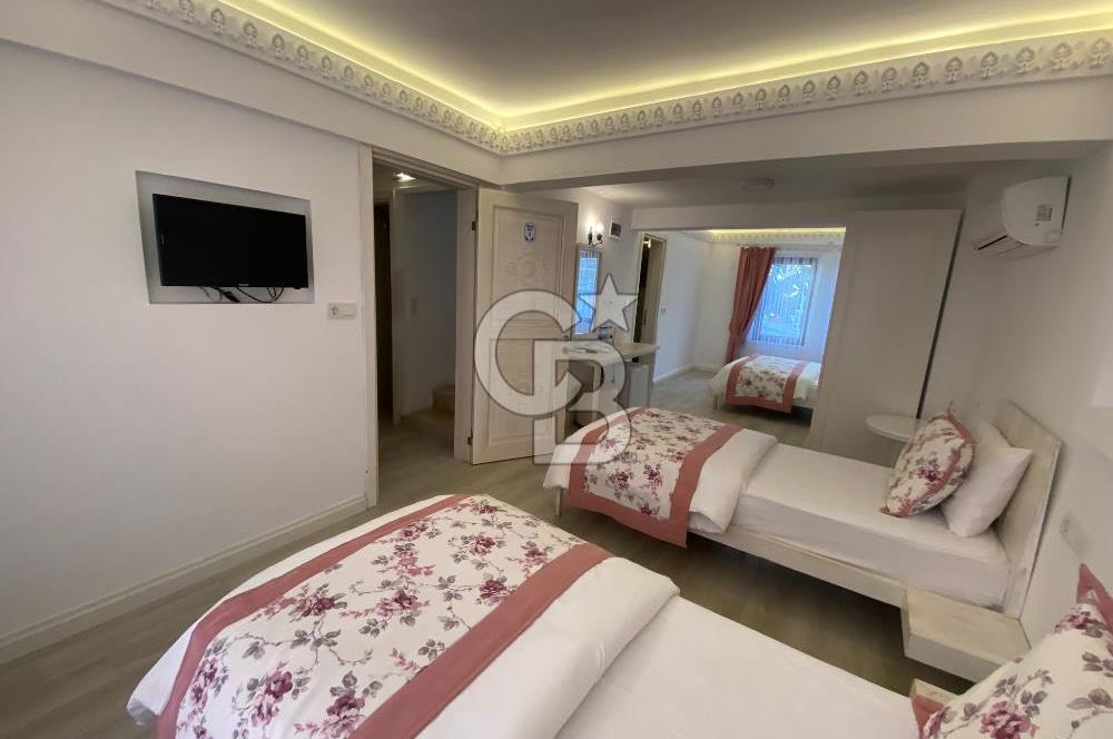 ÇANAKKALE BOZCAADA MERKEZİ KONUMDA 8 ODALI KİRALIK PANSİYON