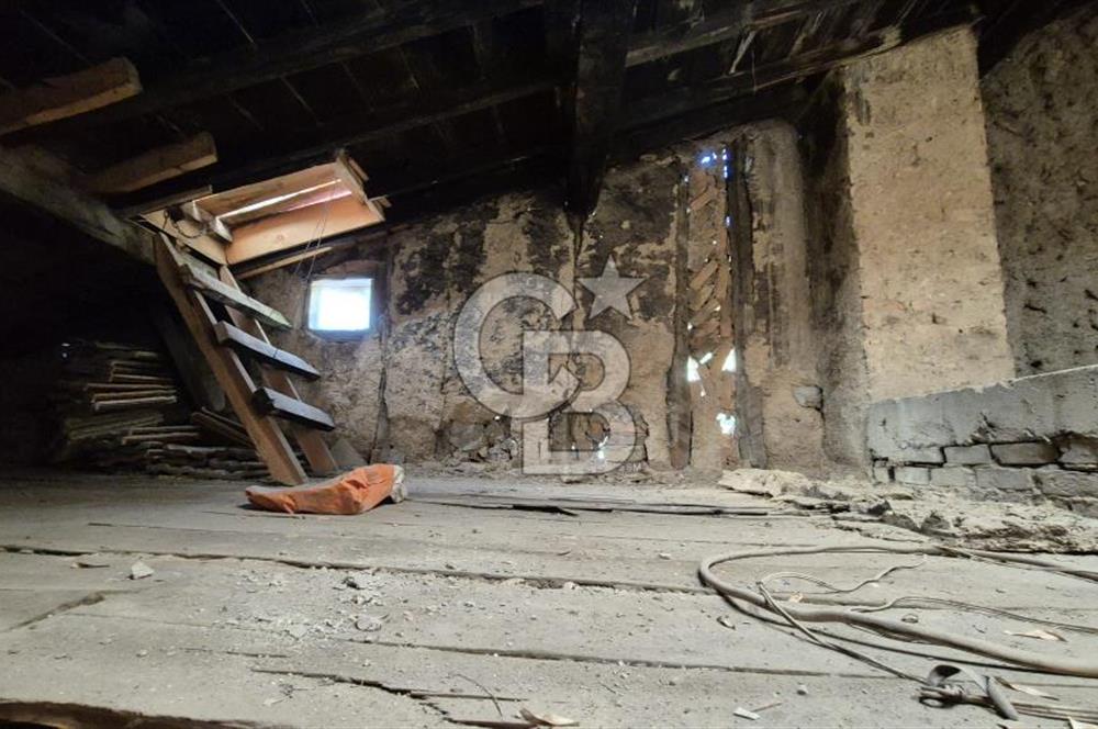 BURMALI MAHALLESİNDE SATILIK 2 KATLI AHŞAP DÜKKAN