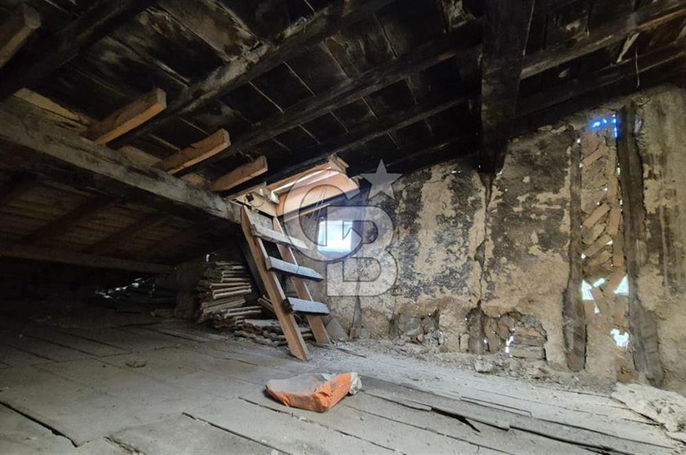 BURMALI MAHALLESİNDE SATILIK 2 KATLI AHŞAP DÜKKAN