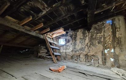 BURMALI MAHALLESİNDE SATILIK 2 KATLI AHŞAP DÜKKAN