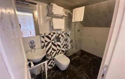 ÇANAKKALE BOZCAADA MERKEZİ KONUMDA 8 ODALI KİRALIK PANSİYON