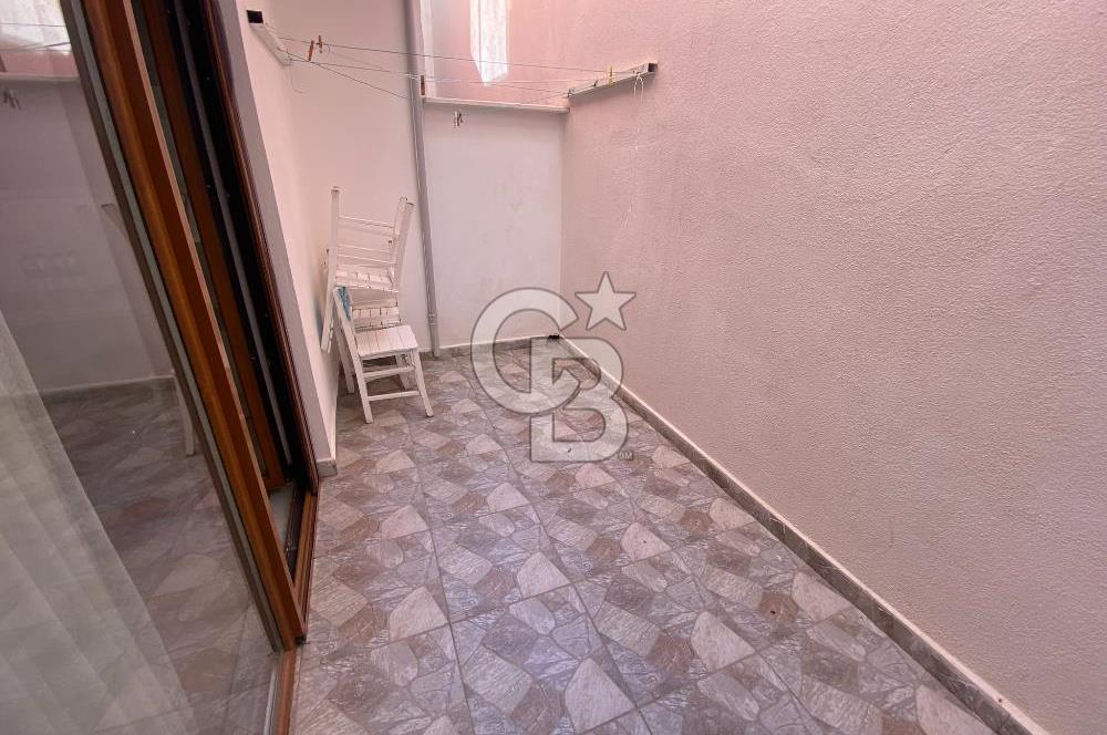 ÇANAKKALE BOZCAADA MERKEZİ KONUMDA 8 ODALI KİRALIK PANSİYON