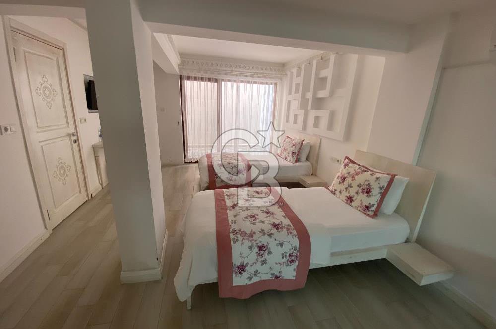 ÇANAKKALE BOZCAADA MERKEZİ KONUMDA 8 ODALI KİRALIK PANSİYON