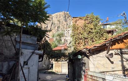 BURMALI MAHALLESİNDE SATILIK 2 KATLI AHŞAP DÜKKAN