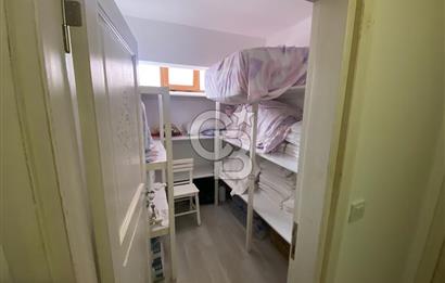 ÇANAKKALE BOZCAADA MERKEZİ KONUMDA 8 ODALI KİRALIK PANSİYON