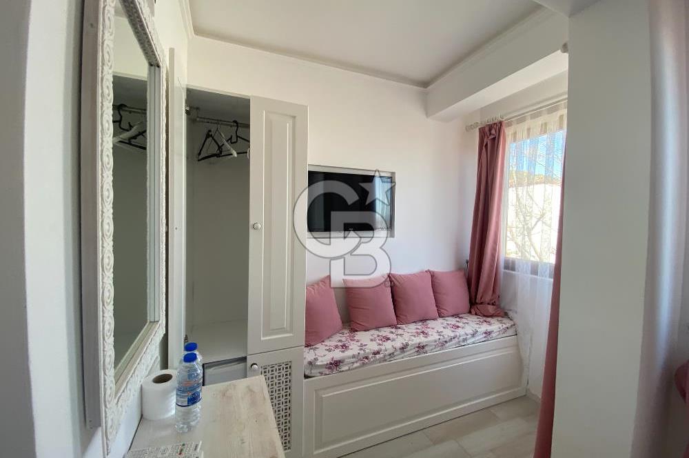ÇANAKKALE BOZCAADA MERKEZİ KONUMDA 8 ODALI KİRALIK PANSİYON