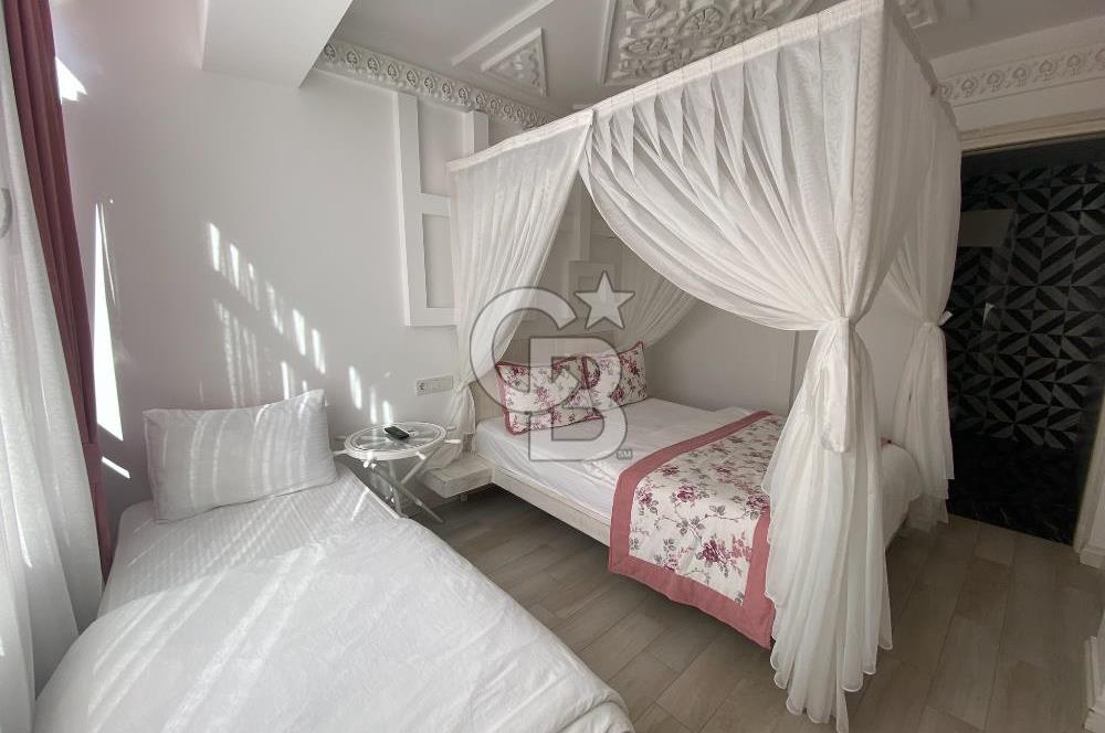 ÇANAKKALE BOZCAADA MERKEZİ KONUMDA 8 ODALI KİRALIK PANSİYON