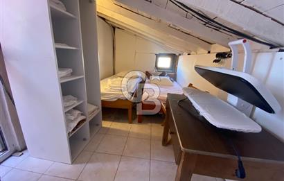 ÇANAKKALE BOZCAADA MERKEZİ KONUMDA 8 ODALI KİRALIK PANSİYON