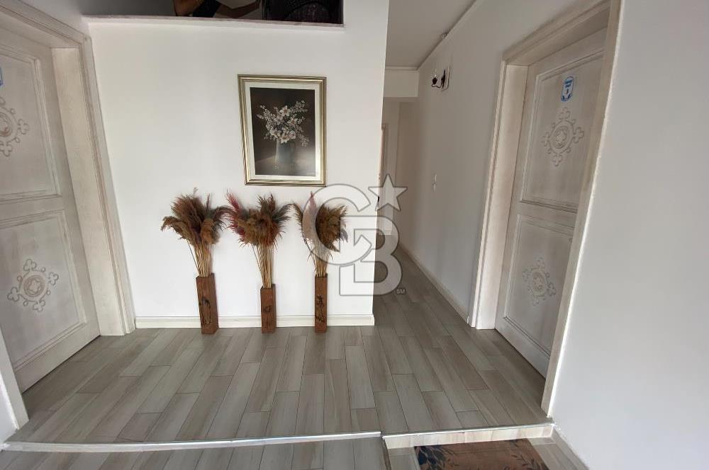 ÇANAKKALE BOZCAADA MERKEZİ KONUMDA 8 ODALI KİRALIK PANSİYON