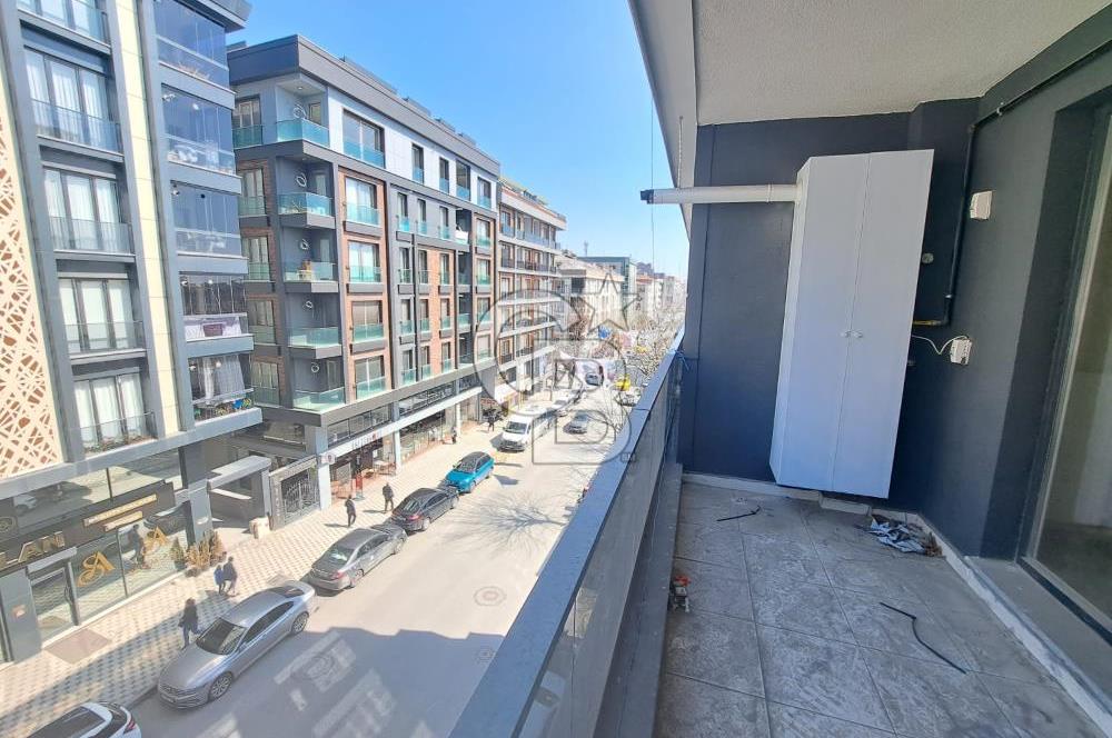 AVCILAR REŞİTPAŞA KONAKLARI CADDE CEPHELİ SATILIK 3+1 DAİRE