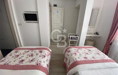 ÇANAKKALE BOZCAADA MERKEZİ KONUMDA 8 ODALI KİRALIK PANSİYON