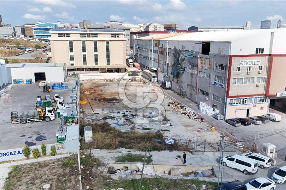 ESENYURT AKÇABURGAZ SANAYİ İMARLI KİRALIK 2638 MT2 ARSA