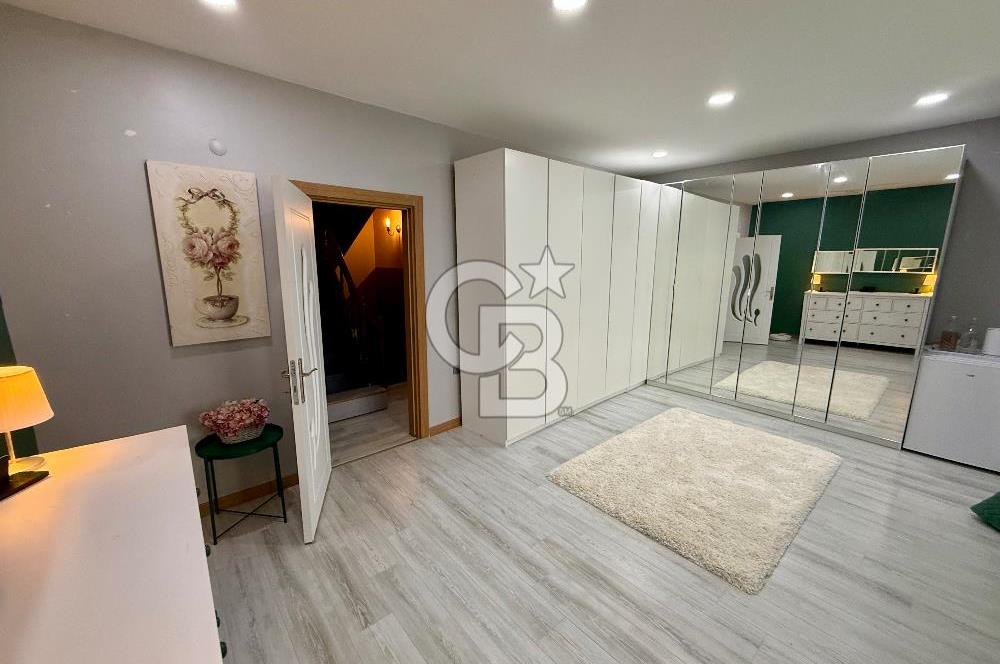 BAHÇEŞEHİR 2. KISIM SATILIK 5+2 TRİPLEKS DAİRE TERASLI