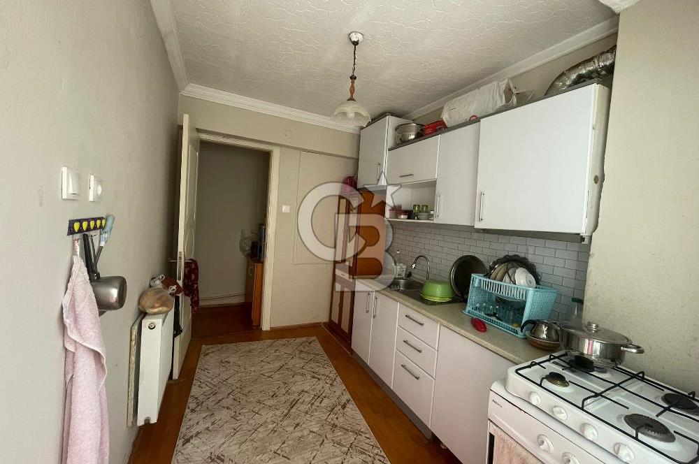 CB YALI DAN BALÇOVA ATA CADDESİ YAKININDA 3+1 SATILIK DAİRE