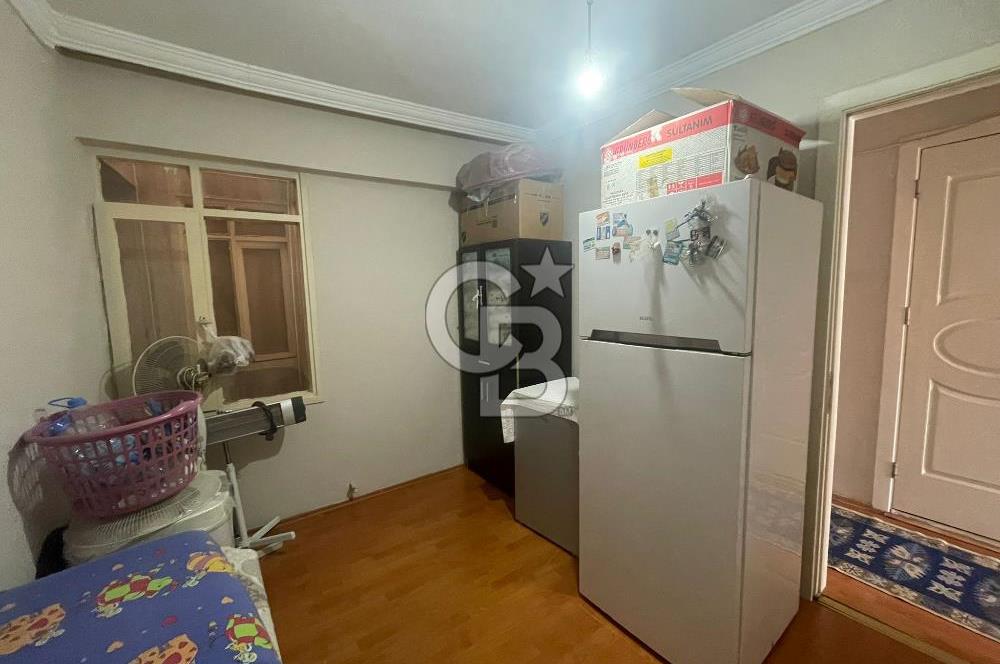 CB YALI DAN BALÇOVA ATA CADDESİ YAKININDA 3+1 SATILIK DAİRE