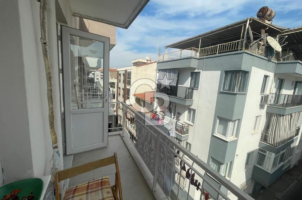 CB YALI DAN BALÇOVA ATA CADDESİ YAKININDA 3+1 SATILIK DAİRE
