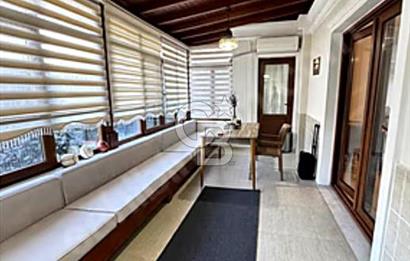 Çatalcada Satılık Asansörlü, Sinema Odalı Lüks Villa
