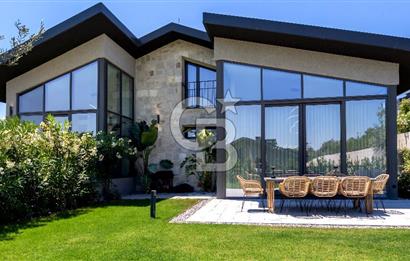 MESA URLA KEKLİKTEPE 3.ETAP GENİŞ BAHÇELİ BODRUMLU 4+1 VİLLA