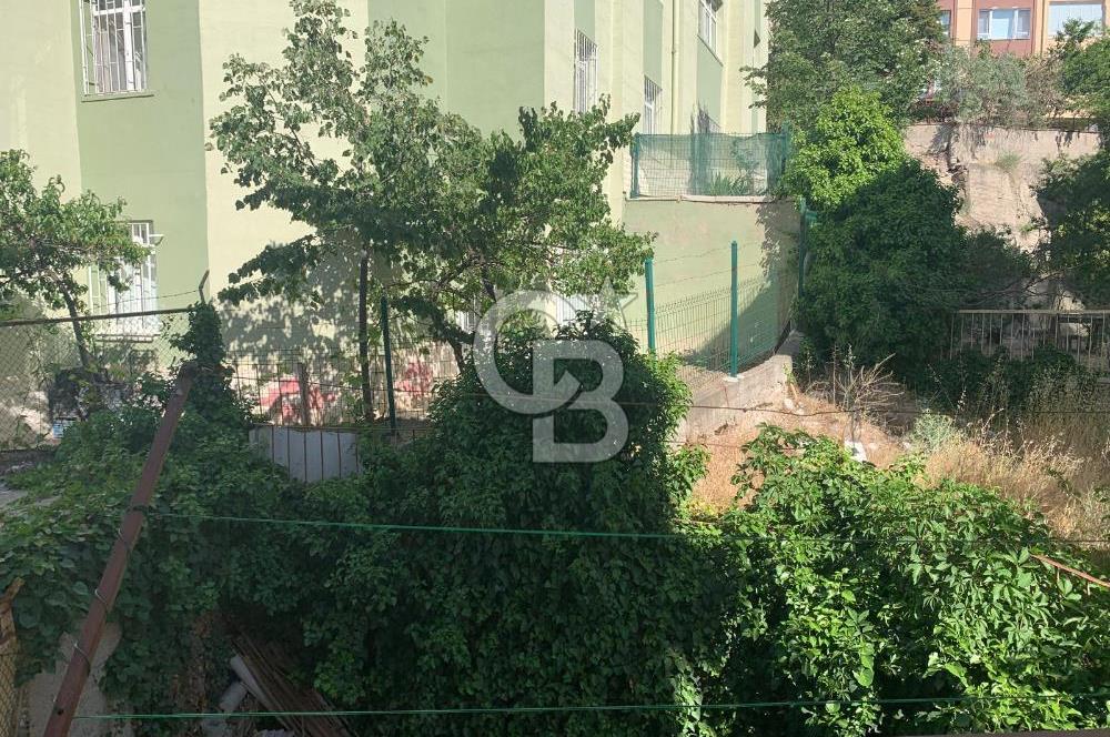 Ankara Keçiören Eğitim ve Araştırma Hastanesi’nin Hemen Yanında Satılık 3+1 Dubleks Daire