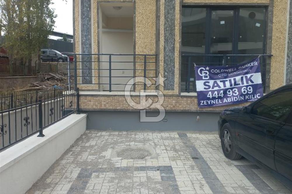 İncek Bulvara Yakın Satılık 1+1 Daire