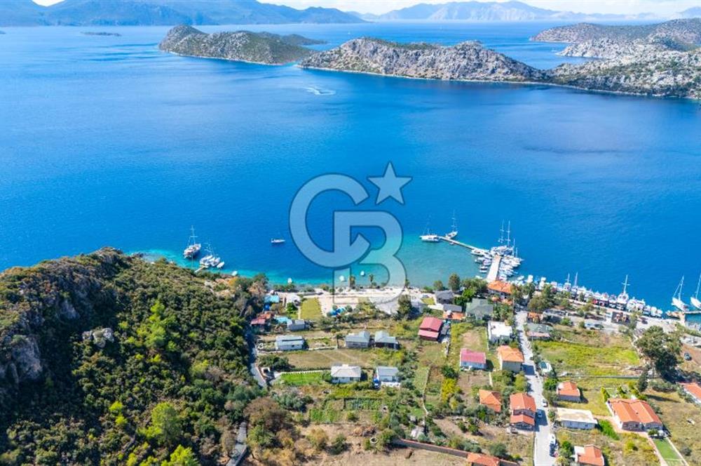 CB MARİNA'DAN SATILIK - DENİZE 50m MESAFEDE 1288M2 BAHÇE