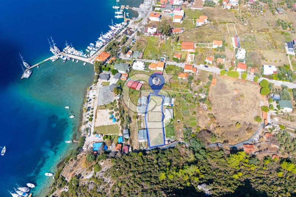 CB MARİNA'DAN SATILIK - DENİZE 50m MESAFEDE 1288M2 BAHÇE