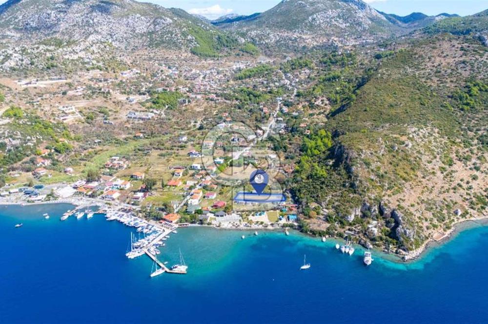 CB MARİNA'DAN SATILIK - DENİZE 50m MESAFEDE 1288M2 BAHÇE