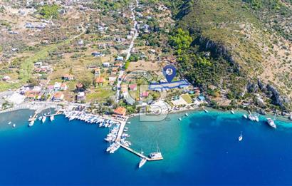 CB MARİNA'DAN SATILIK - DENİZE 50m MESAFEDE 1288M2 BAHÇE