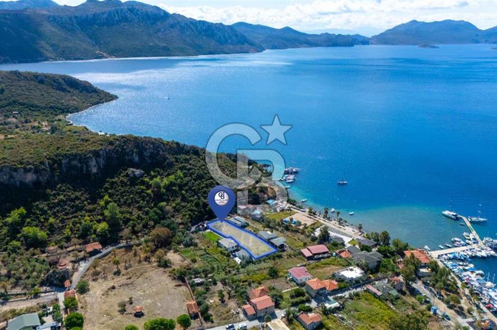 CB MARİNA'DAN SATILIK - DENİZE 50m MESAFEDE 1288M2 BAHÇE