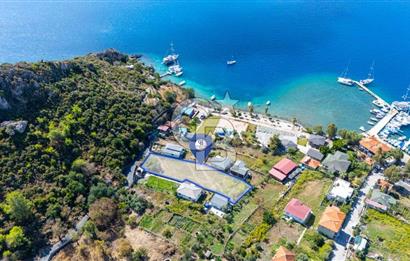 CB MARİNA'DAN SATILIK - DENİZE 50m MESAFEDE 1288M2 BAHÇE