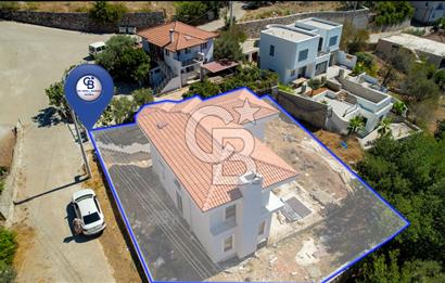 CB MARİNA'DAN MARMARİS HİSARÖNÜ'NDE NATAMAM SATILIK VİLLA