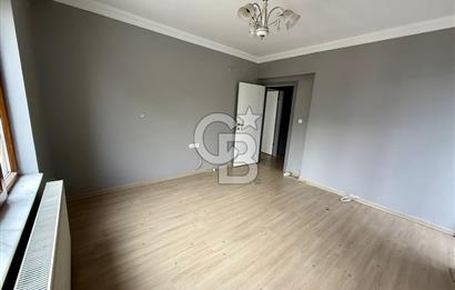 ELMADAĞ ADLİYE YAKINI GENÇ BİNADA İÇİ YAPILI 3+1 SATILIK DAİRE