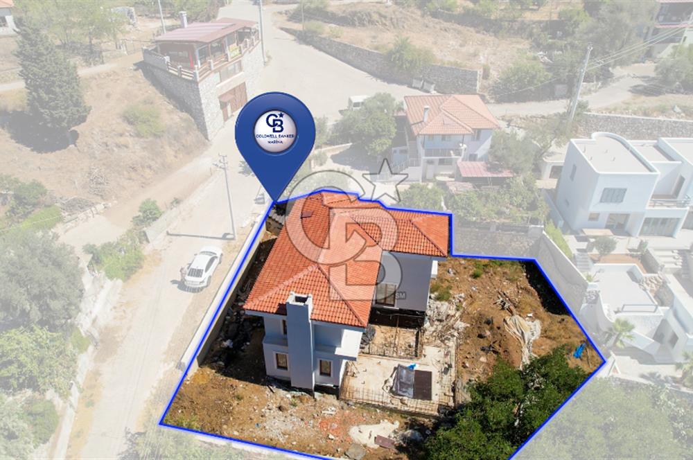 CB MARİNA'DAN MARMARİS HİSARÖNÜ'NDE NATAMAM SATILIK VİLLA