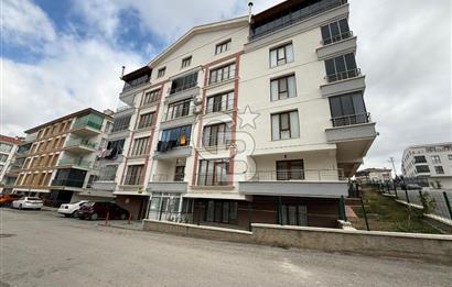 ELMADAĞ ADLİYE YAKINI GENÇ BİNADA İÇİ YAPILI 3+1 SATILIK DAİRE