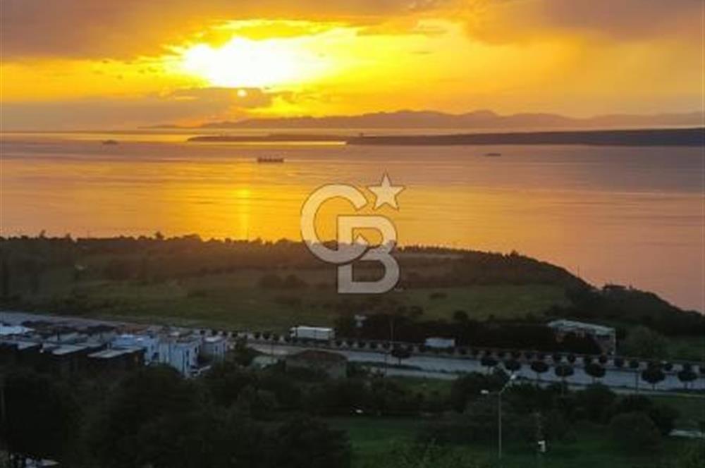 İNTEPEDE SATILIK 135 METREKARE 3+1 DENİZ MANZARALI DAİRE