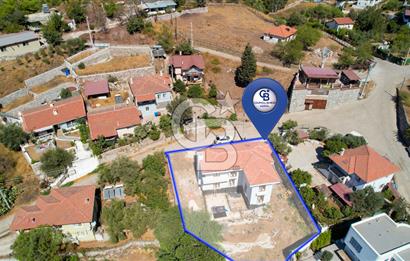 CB MARİNA'DAN MARMARİS HİSARÖNÜ'NDE NATAMAM SATILIK VİLLA