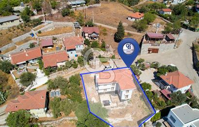 CB MARİNA'DAN MARMARİS HİSARÖNÜ'NDE NATAMAM SATILIK VİLLA