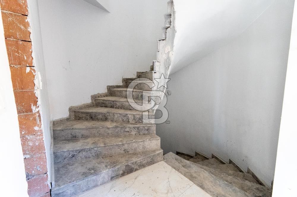 CB MARİNA'DAN MARMARİS HİSARÖNÜ'NDE NATAMAM SATILIK VİLLA