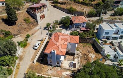 CB MARİNA'DAN MARMARİS HİSARÖNÜ'NDE NATAMAM SATILIK VİLLA