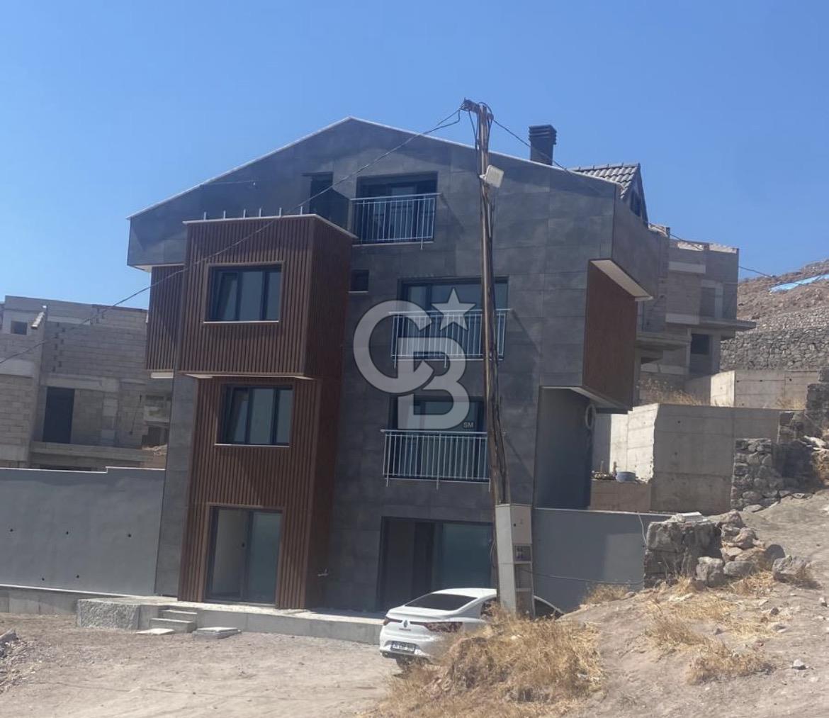 İzmir Dikili Çandırlı Mah Satılık Koparatif Hissesi