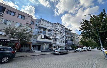 BAYRAKLI MANSUROĞLU MAH MERKEZİ KONUMDA 3+1 SATILIK DAİRE