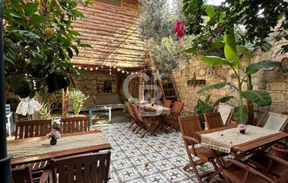 Alaçatı Köy İçinde Yüksek Puanlı Fırsat Butik Otel