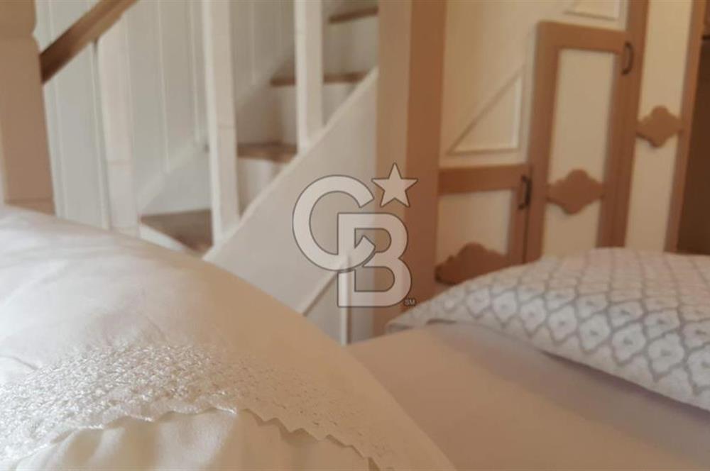 Alaçatı Köy İçinde Yüksek Puanlı Fırsat Butik Otel