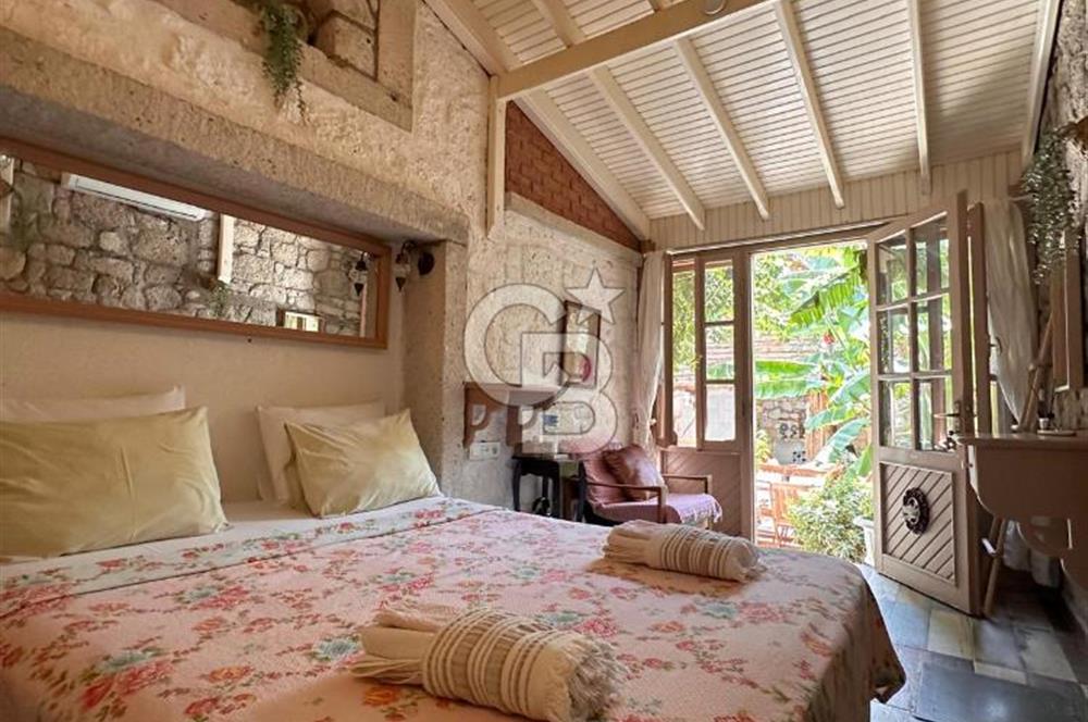 Alaçatı Köy İçinde Yüksek Puanlı Fırsat Butik Otel
