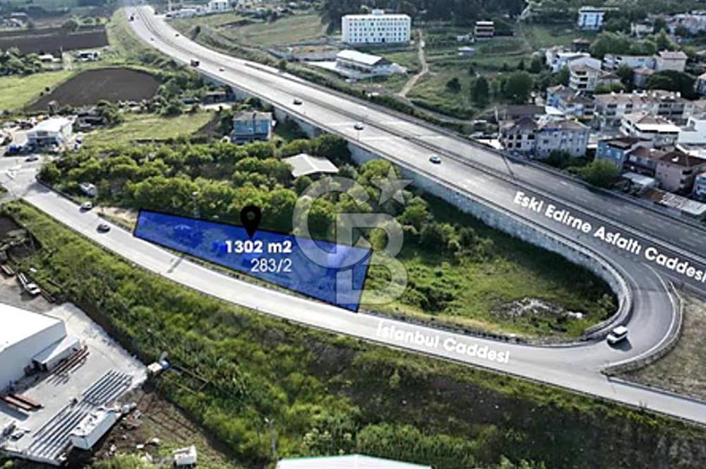 SATILIK 1301M² CADDE CEPHELİ TEK TAPU ARSA