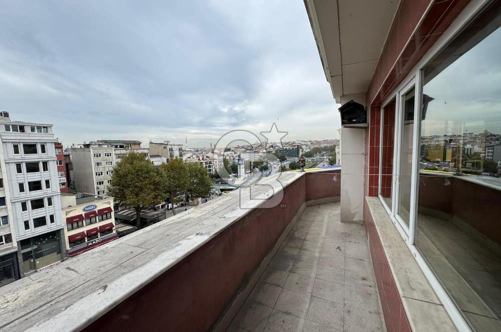 KİRALIK OFİS KATLARI - 4'Ü BİRLİKTE - LALELİ'DE AKSARAY TRAMVAY DURAĞININ HEMEN YANINDA