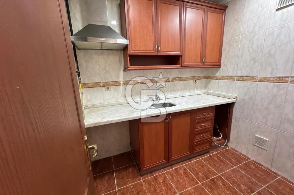 KİRALIK OFİS KATLARI - 4'Ü BİRLİKTE - LALELİ'DE AKSARAY TRAMVAY DURAĞININ HEMEN YANINDA