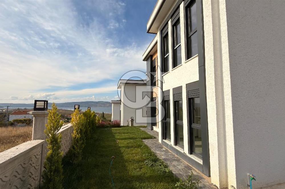 Boğaz Manzaralı 4+1 Lüks Dubleks Villa